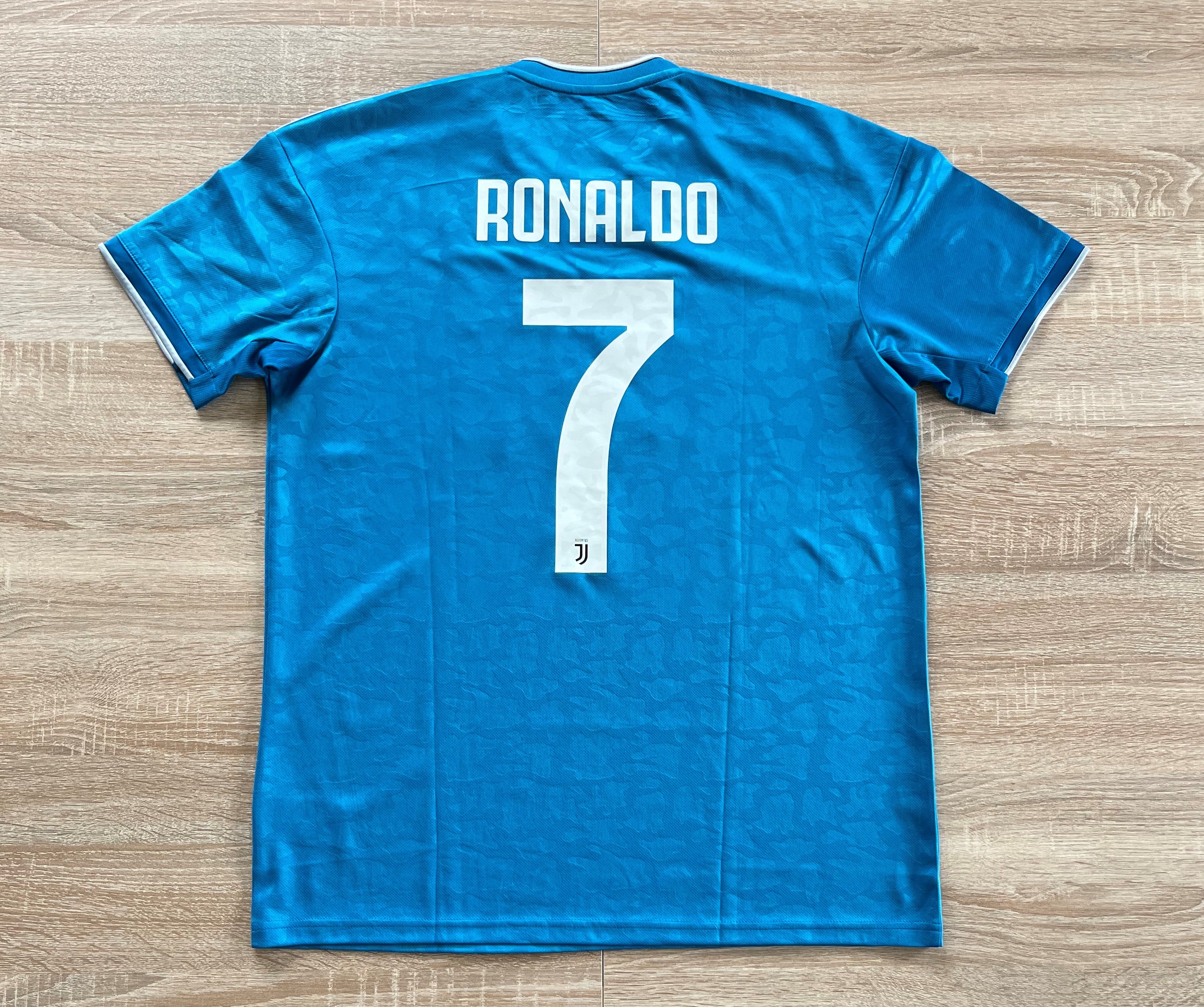 Ronaldo kit hot sale 2020