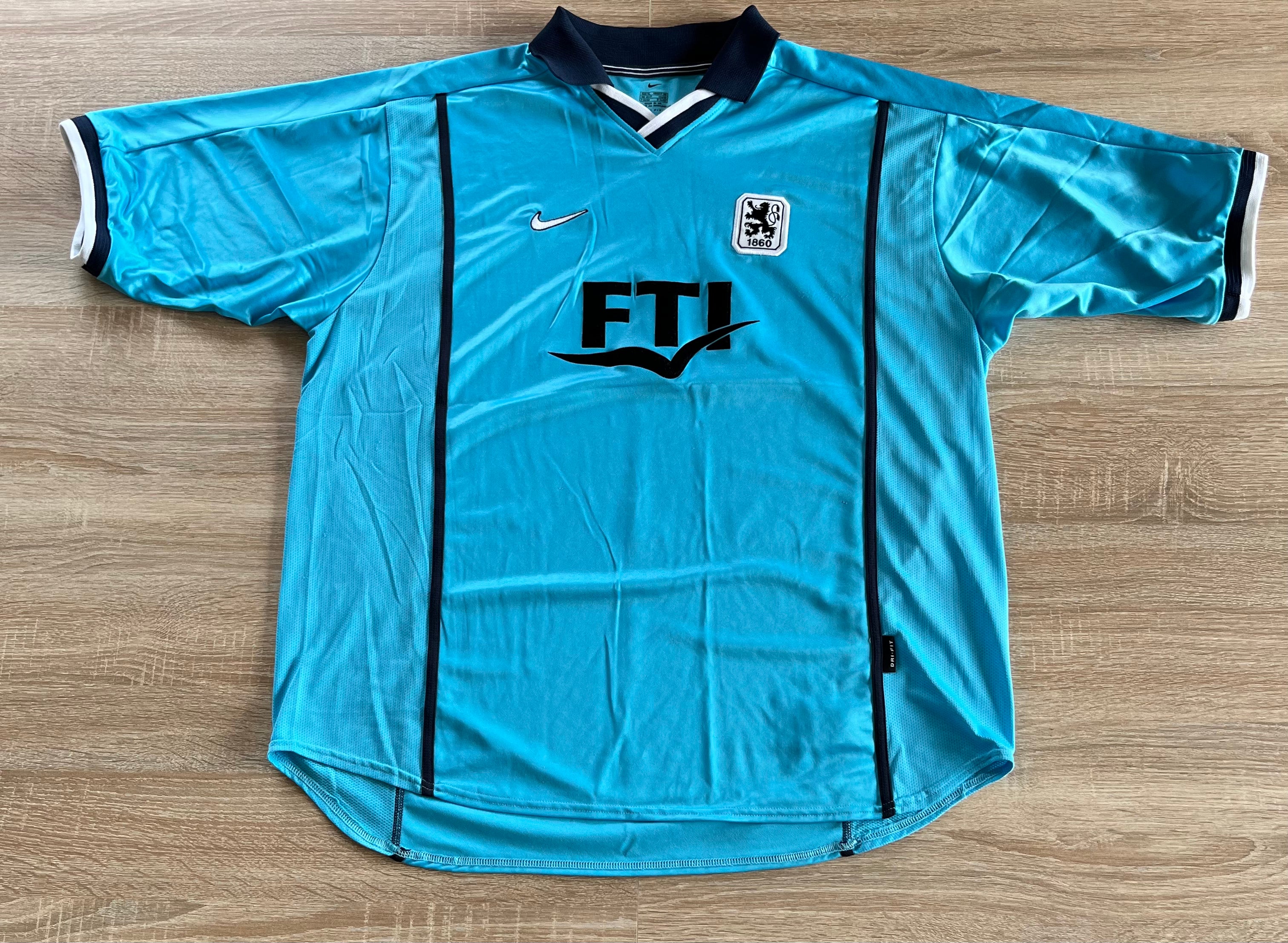 1860 Munich Home football shirt 1999 - 2000. Sponsored by FTI