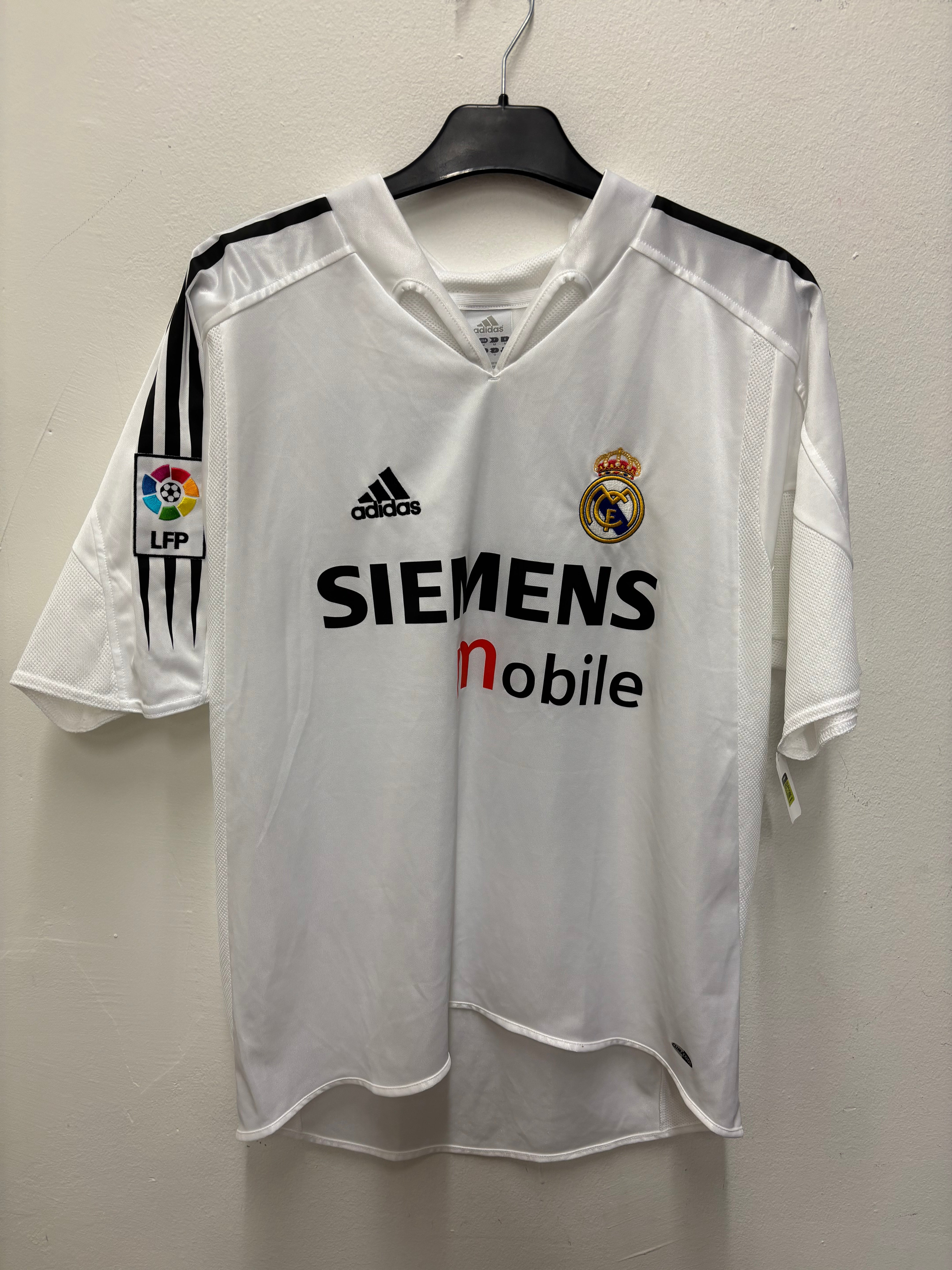 Real Madrid Home 04/05 Beckham 23