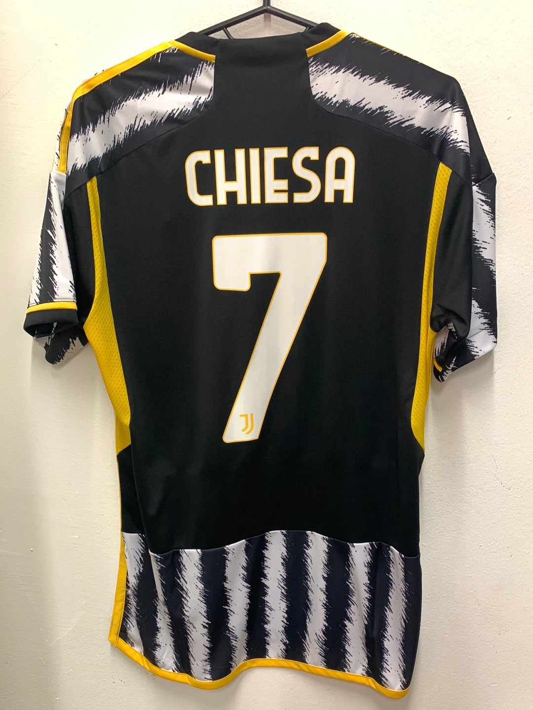 Juventus Home 23/24 Chiesa 7