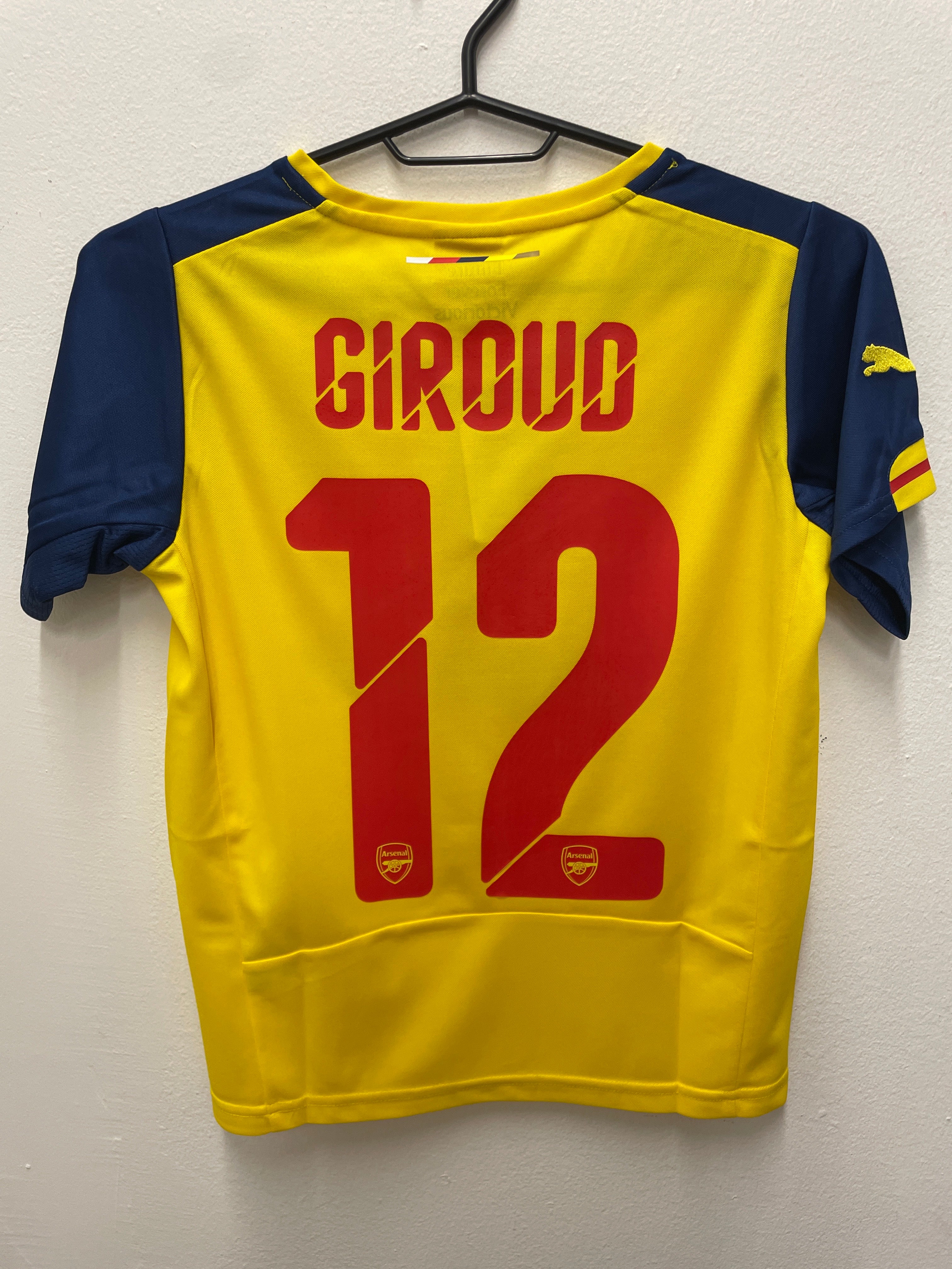 Arsenal Away 14/15 Giroud 12 kids