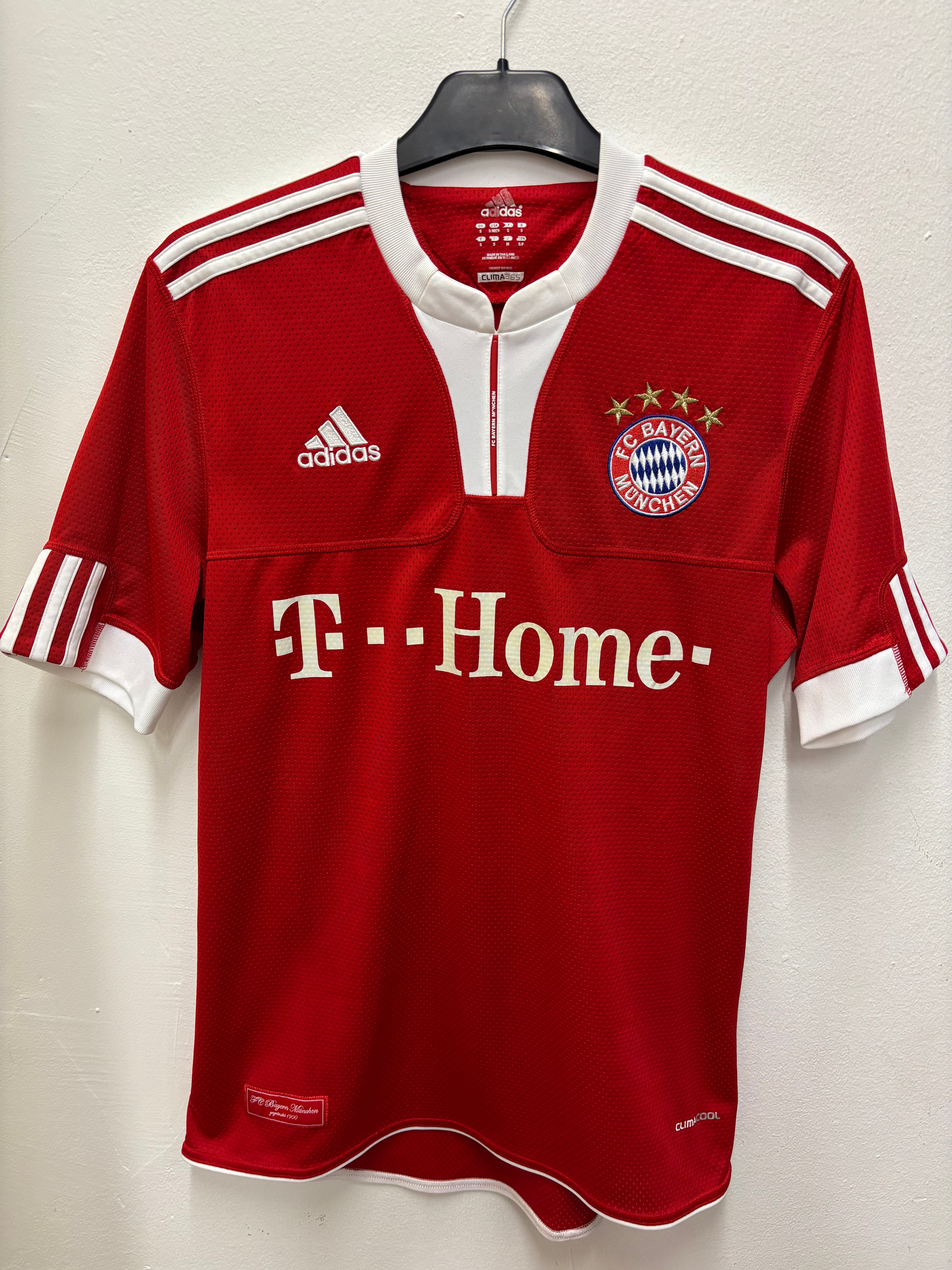 Bayern Munich Home 09/10 Klose 18