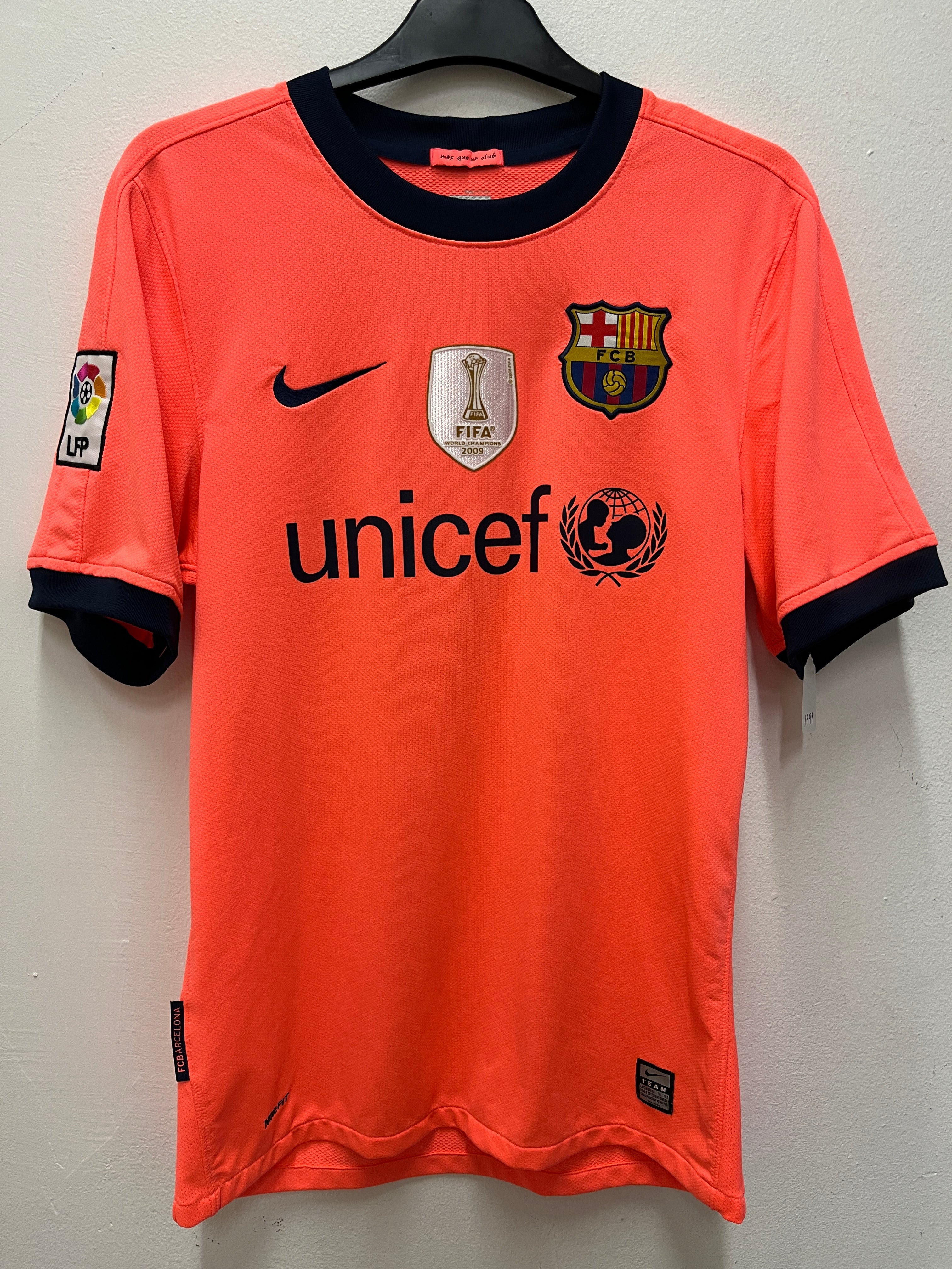 Barcelona Away 09/10 Henry 14