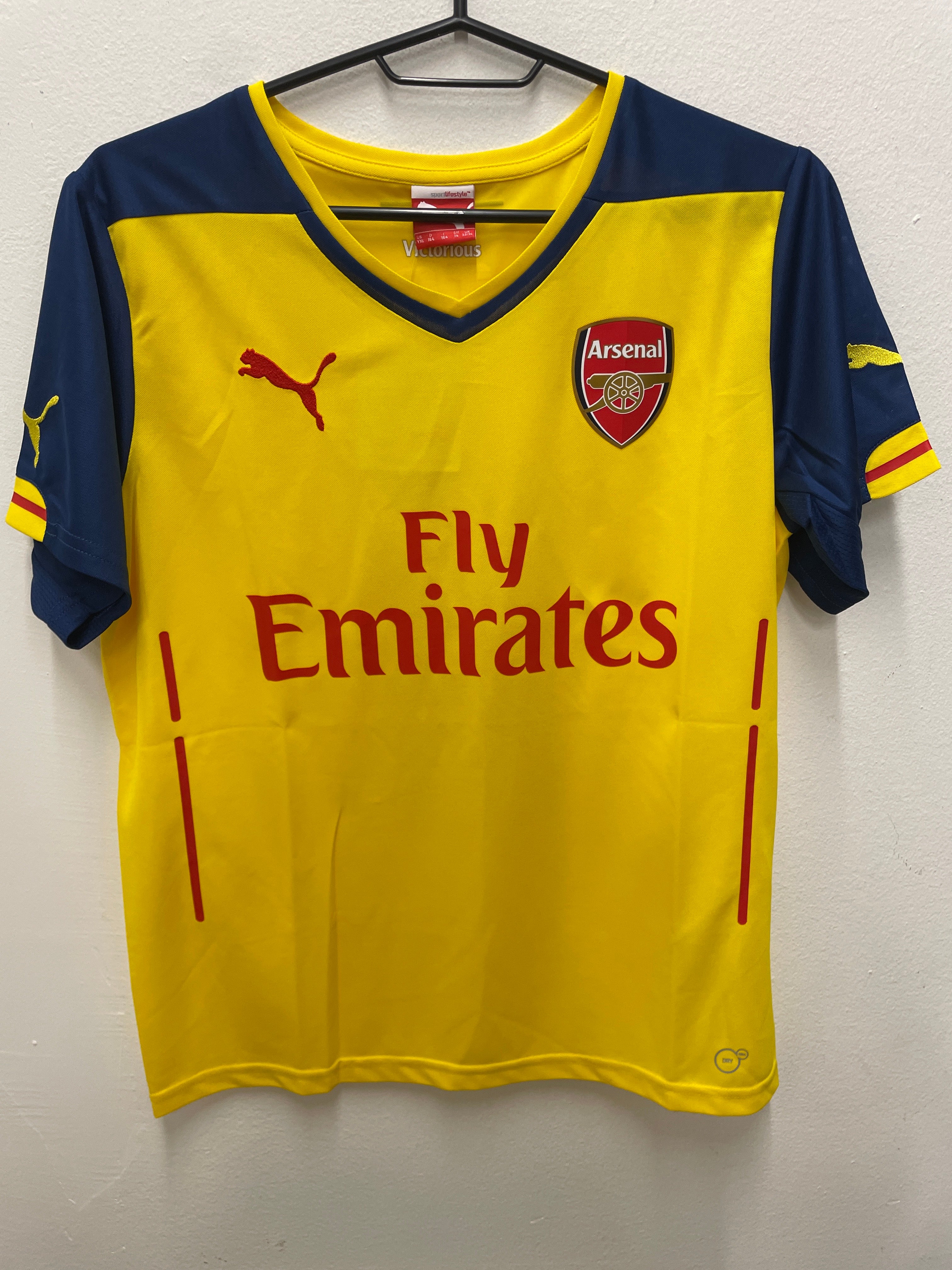 Arsenal Away 14/15 Arteta 8 kids