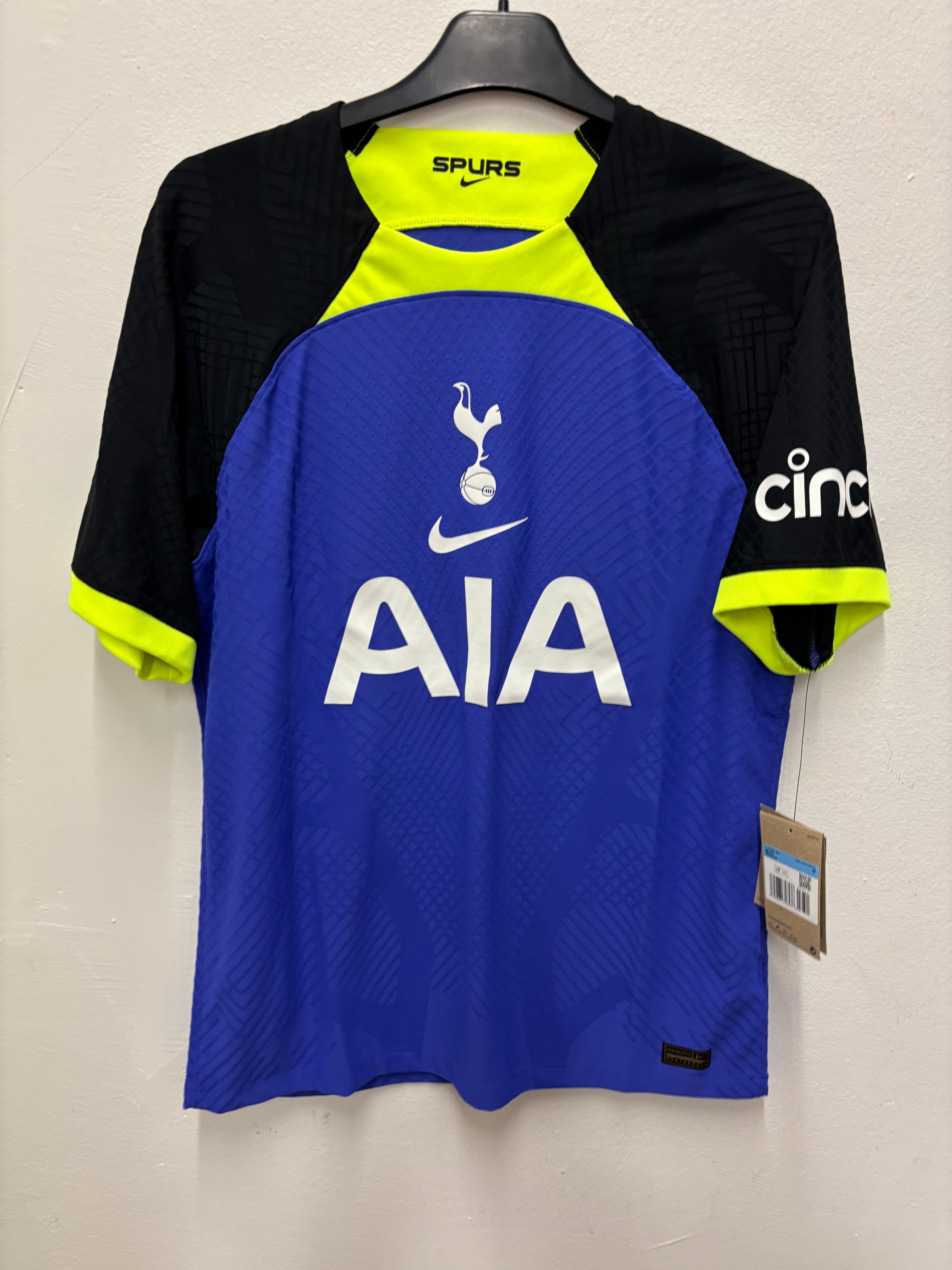 Tottenham Hotspur Away 22/23 Kane 10 Player Spec