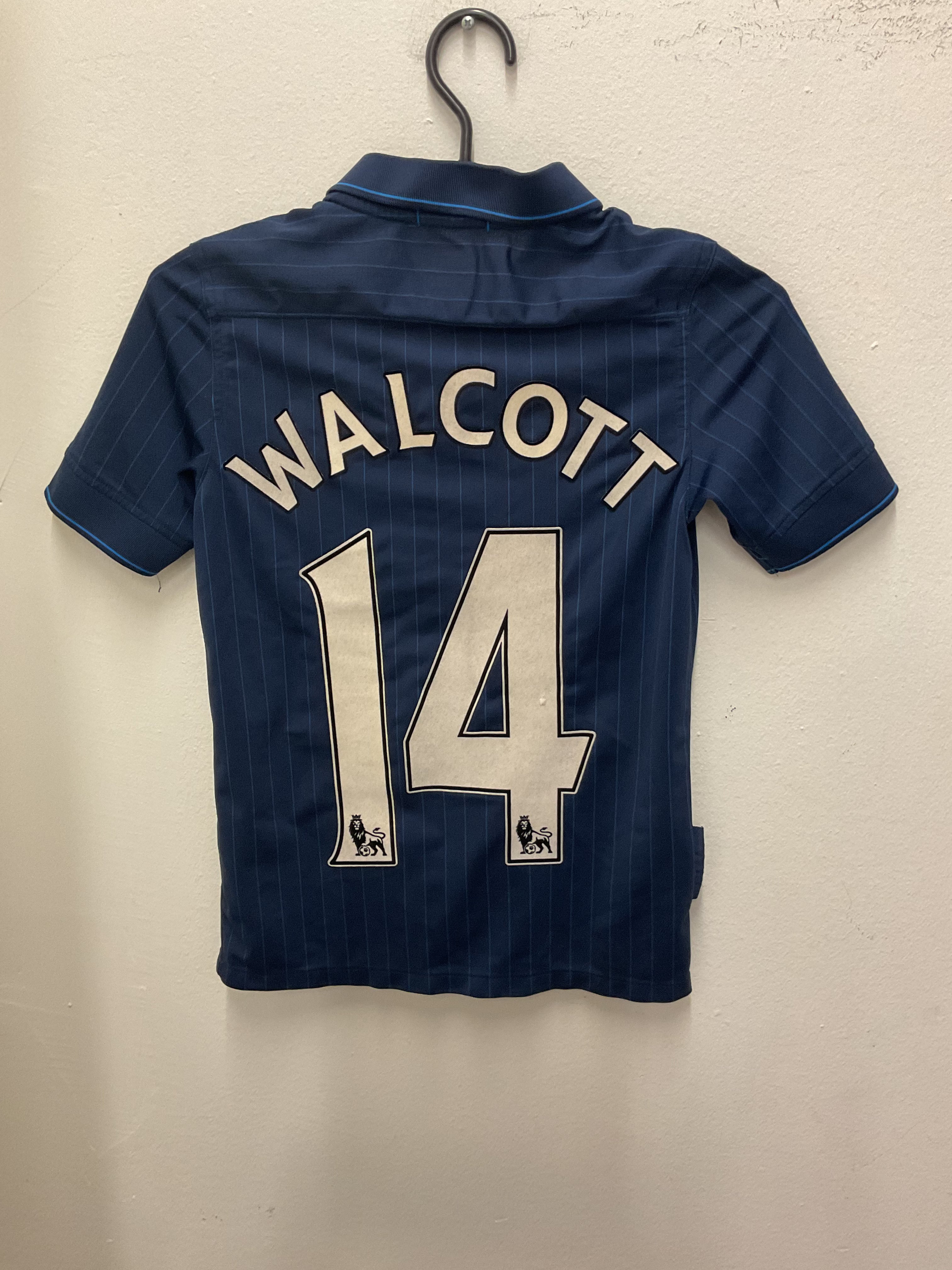 Arsenal Away 09/10 Walcott 14 kids